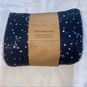 Little Grapeland astronomy breast-feeding pillow